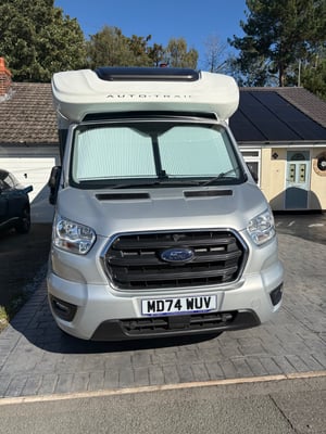 2025 Auto-Trail F-Line F72 — photo 17 of 18