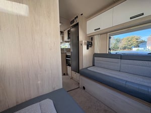 2025 Auto-Trail F-Line F72 — photo 18 of 18