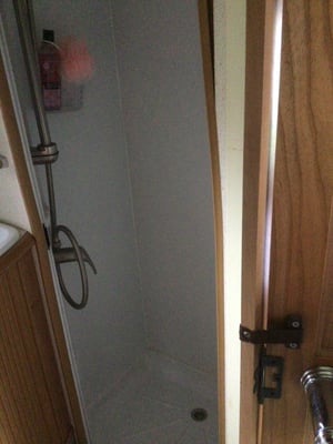 2005 Autotrail Cheyenne 630 SE — photo 16 of 22