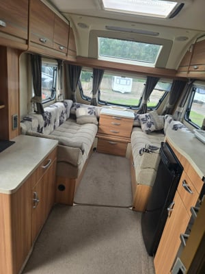2013 Swift Challenger Sport 442 — photo 10 of 19