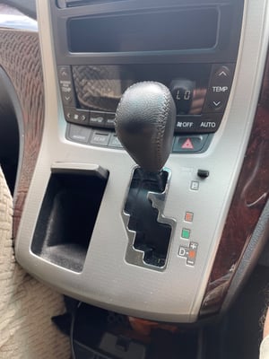 2012 Toyota Alphard Custom Conversion — photo 19 of 28