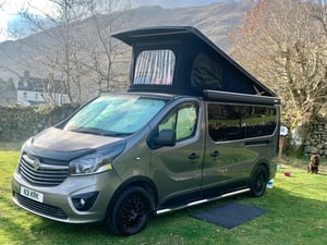 2018 Vauxhall Vivaro — photo 5 of 8