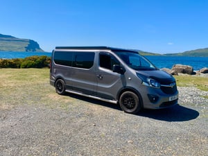 2018 Vauxhall Vivaro — photo 8 of 8