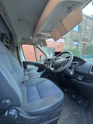 2013 Citroen Relay 35 L3H2 Enterprise HDi — photo 8 of 17