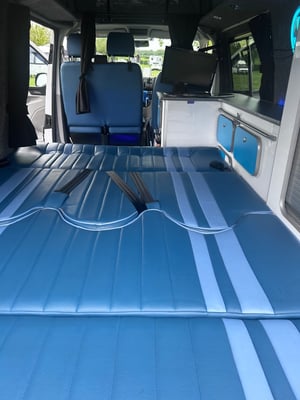2017 Volkswagen Transporter T6 Campervan  — photo 16 of 17