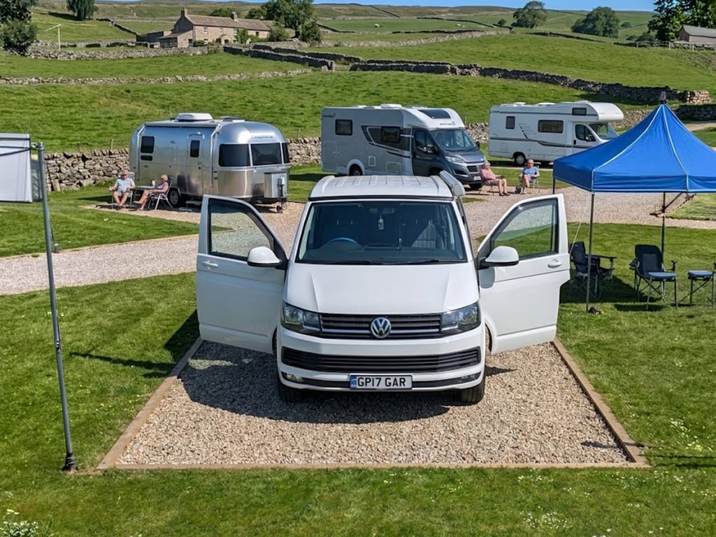 2017 Volkswagen Transporter T6 Campervan - Image 1