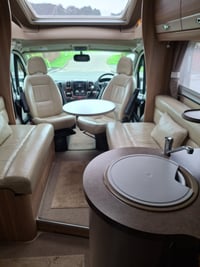 2013 Swift e582 - Image 2