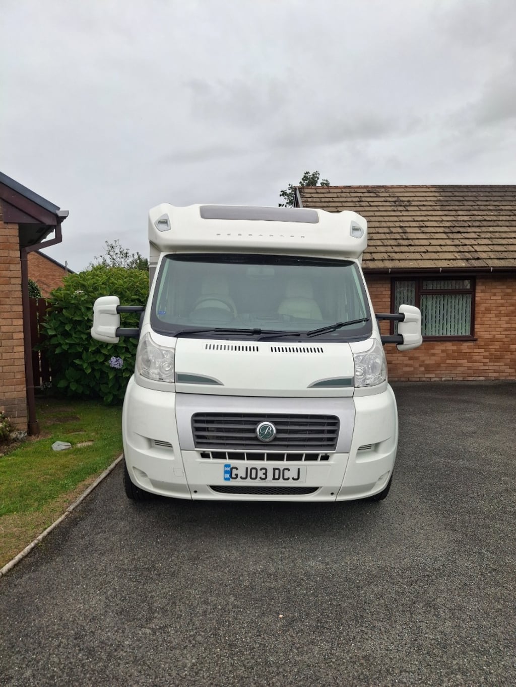 2013 Swift e582 - Image 1