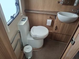 2013 Swift e582 — photo 11 of 15