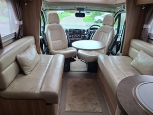 2013 Swift e582 — photo 12 of 15
