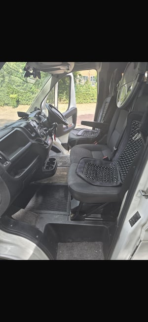 2018 Citroen Relay — photo 6 of 9