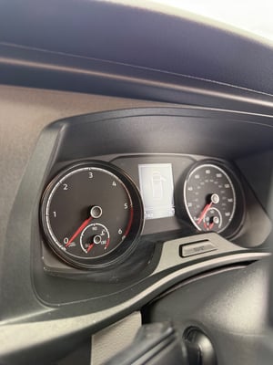 2024 Volkswagen Transporter — photo 16 of 21