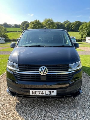 2024 Volkswagen Transporter — photo 1 of 21