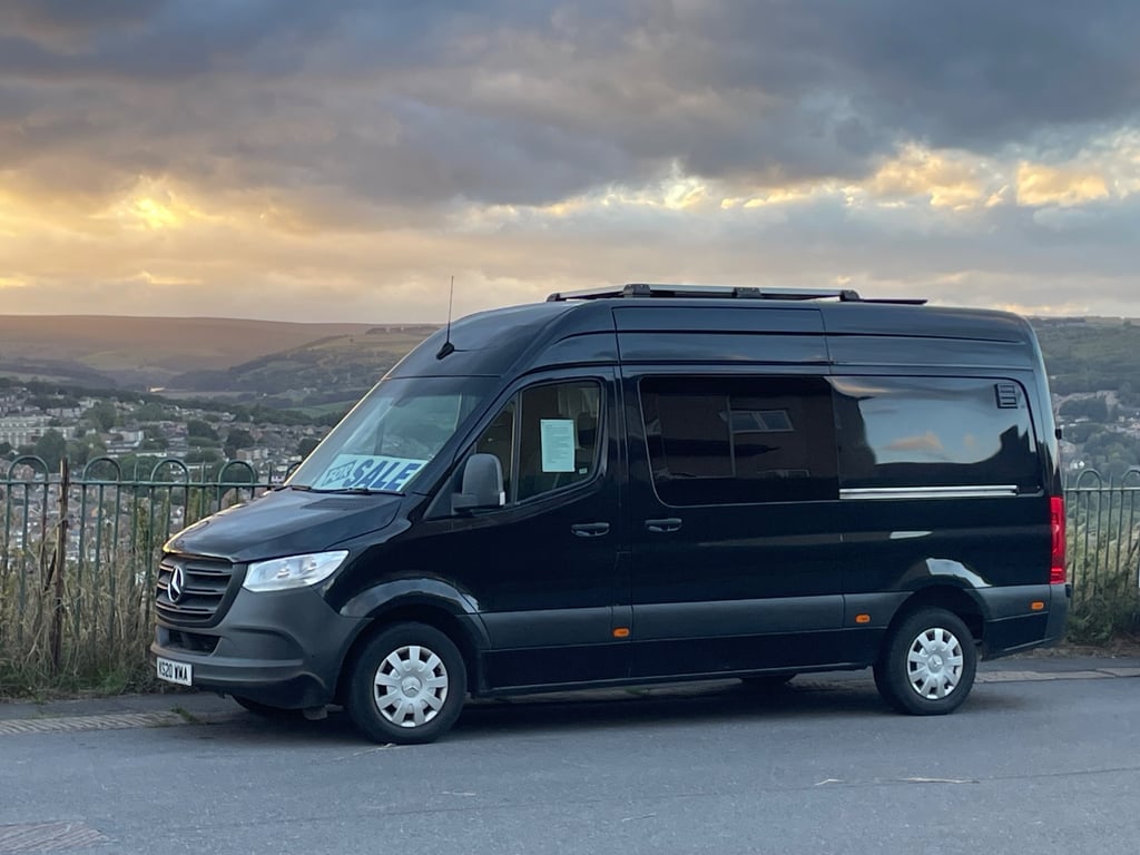 2020 Mercedes-Benz Sprinter - Image 1