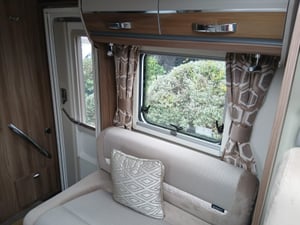 2019 Swift Bessacarr 560 — photo 9 of 15