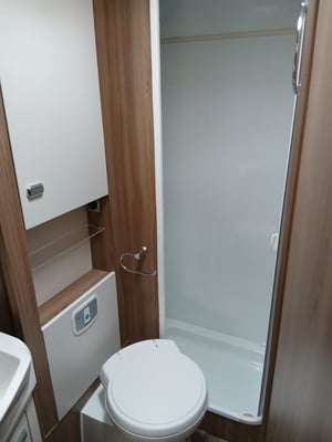 2019 Swift Bessacarr 560 — photo 13 of 15