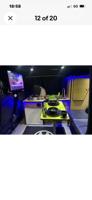 2015 2015 Volkswagen Crafter Camper Conversion Vivaro — photo 19 of 19