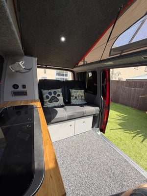 2021 Volkswagen T6.1 Trendline — photo 8 of 12