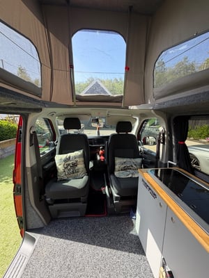 2021 Volkswagen T6.1 Trendline — photo 6 of 12