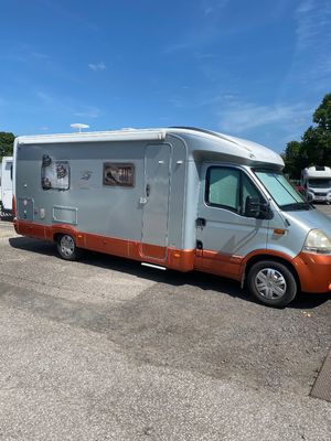 2005 Burstner Delfin 700 — photo 8 of 25