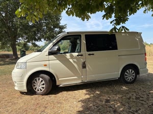 2005 Volkswagen T5 Campervan — photo 4 of 13