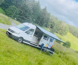 2020 Volkswagen Crafter Campervan — photo 2 of 16