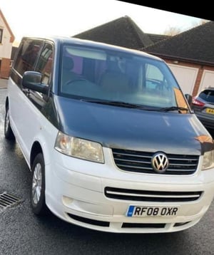 2008 Volkswagen Transporter — photo 2 of 13