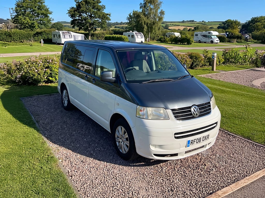 2008 Volkswagen Transporter - Image 1