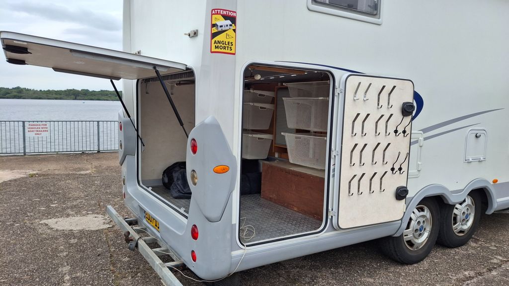 2007 Frankia 800i - Image 7