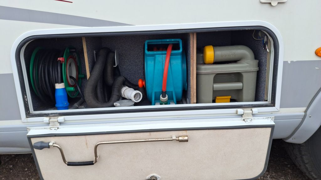 2007 Frankia 800i - Image 9