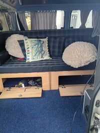 2002 Toyota HiAce - Image 3