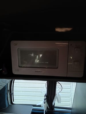 2002 Toyota HiAce — photo 8 of 31