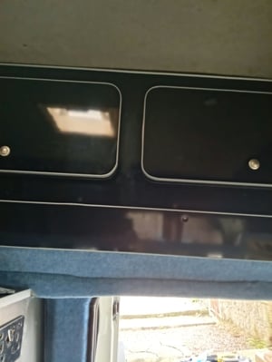 2002 Toyota HiAce — photo 15 of 31