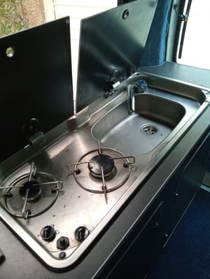 2002 Toyota HiAce — photo 19 of 31