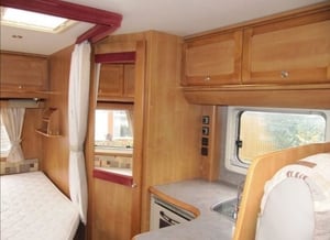 2005 Rapido Serie 9M — photo 10 of 12