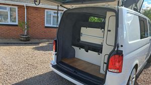 2022 VW T6 Transporter — photo 9 of 34