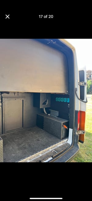 2017 Volkswagen Crafter Conversion — photo 12 of 20