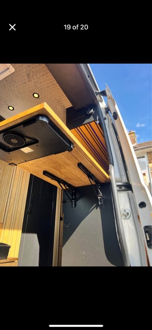 2017 Volkswagen Crafter Conversion — photo 11 of 20