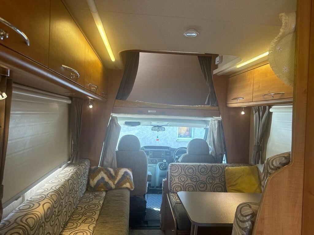 2010 Auto-Trail Tribute T 620 - Image 11