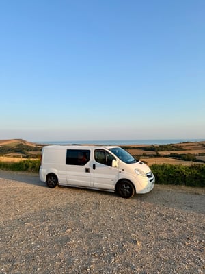 2011 Vauxhall Vivaro Campervan — photo 8 of 14