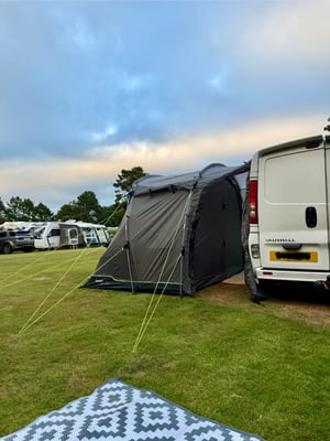2011 Vauxhall Vivaro Campervan — photo 9 of 14