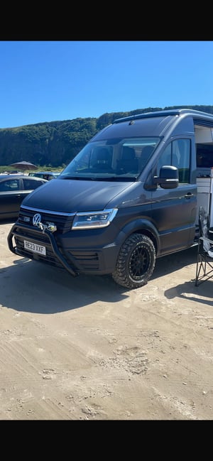 2023 Volkswagen Crafter — photo 1 of 10
