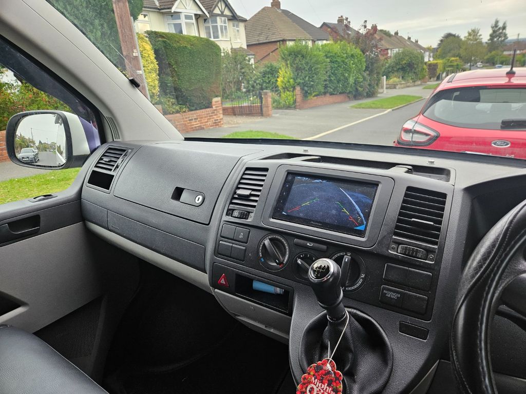 2014 VW Transporter T28 Startline TDI - Image 7