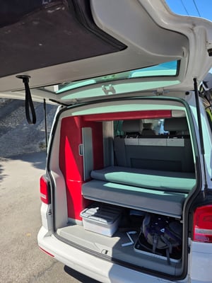 2013 Volkswagen California — photo 6 of 17