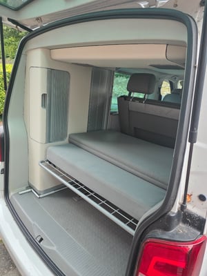 2013 Volkswagen California Campervan — photo 11 of 44
