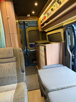 2018 Renault Trafic Camper Conversion — photo 7 of 50