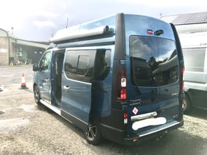 2018 Renault Trafic Camper Conversion — photo 8 of 50