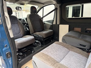 2018 Renault Trafic Camper Conversion — photo 15 of 50