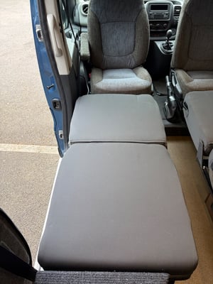 2018 Renault Trafic Camper Conversion — photo 26 of 50