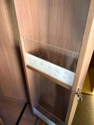 2018 Renault Trafic Camper Conversion — photo 28 of 50